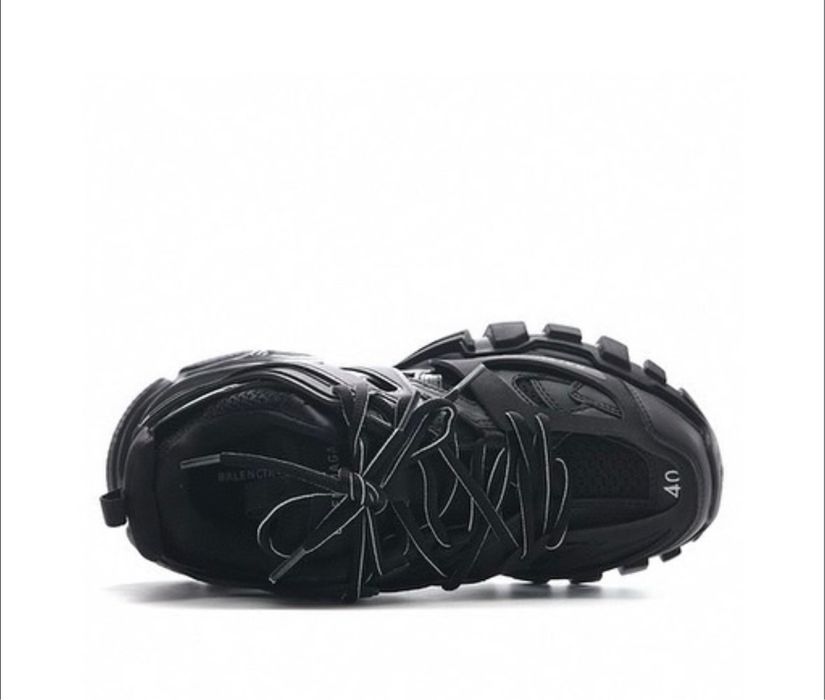 BALENCIAGA  трак 43 черни