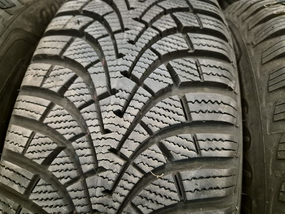 4 anvelope iarna Goodyear 205 60 16 stare foarte buna