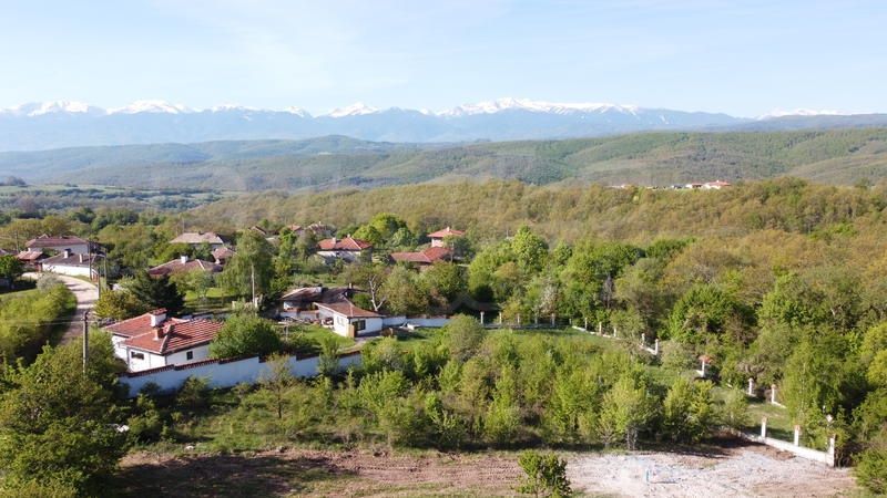 Парцел в регулация с. ОЧУША Софийска област