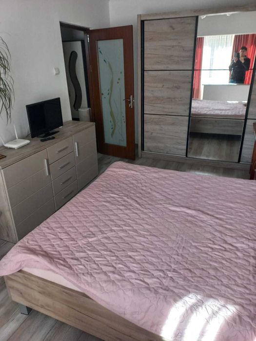 Inchiriez garsoniera cf 1, in zona centrala in Rm. Valcea