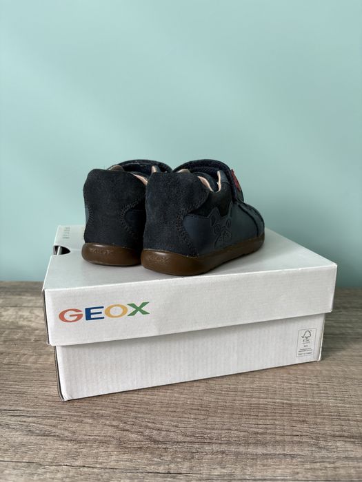 Детски и бебешки обувки