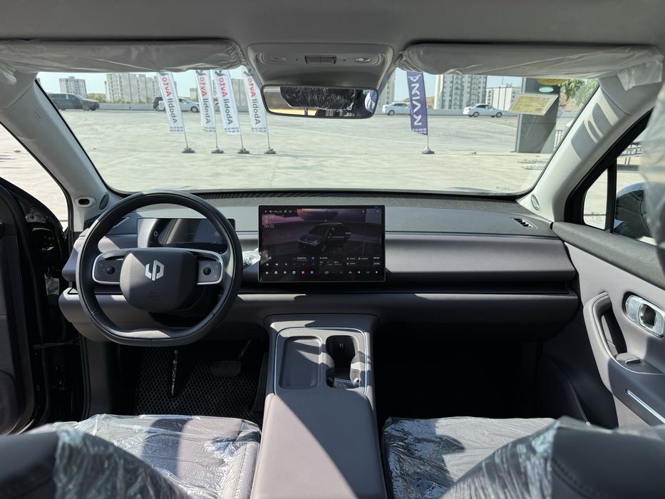 LEAPMOTOR C10 Hybrid 210