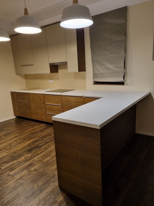 Vand mobila bucatarie cu frigider incorporabil Bosch si chiuveta