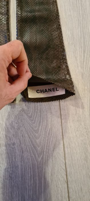 Manusi dama Chanel lungi  piele sarpe piton  noi