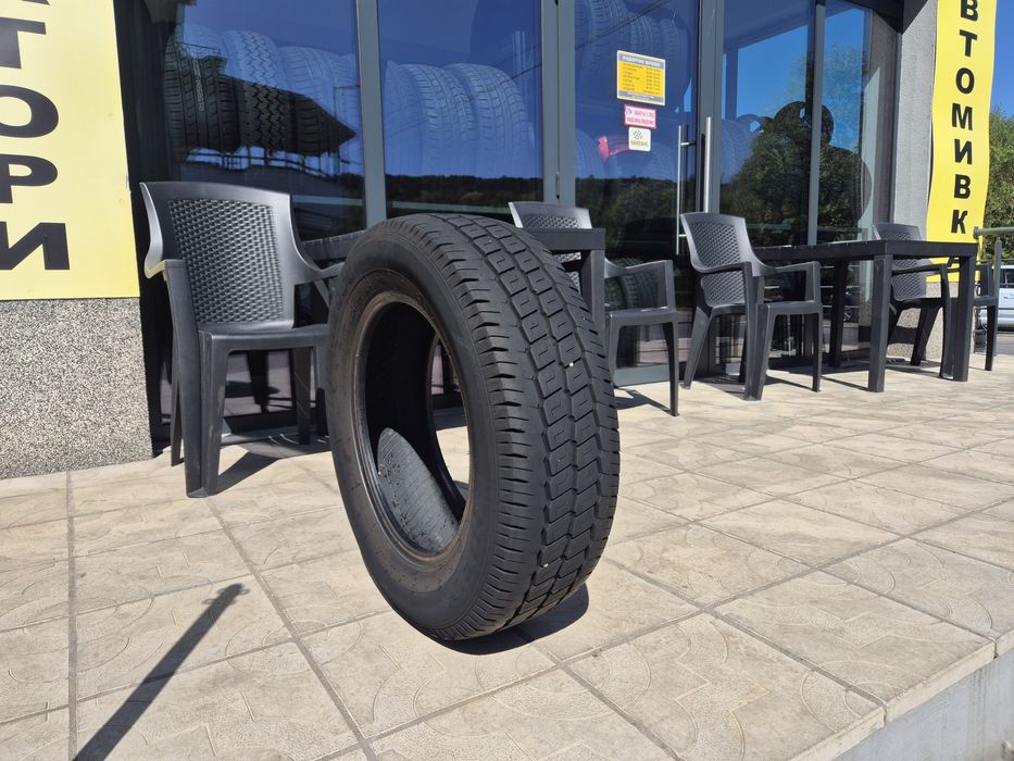 1бр.лятна бусова гума 215/65/16 C