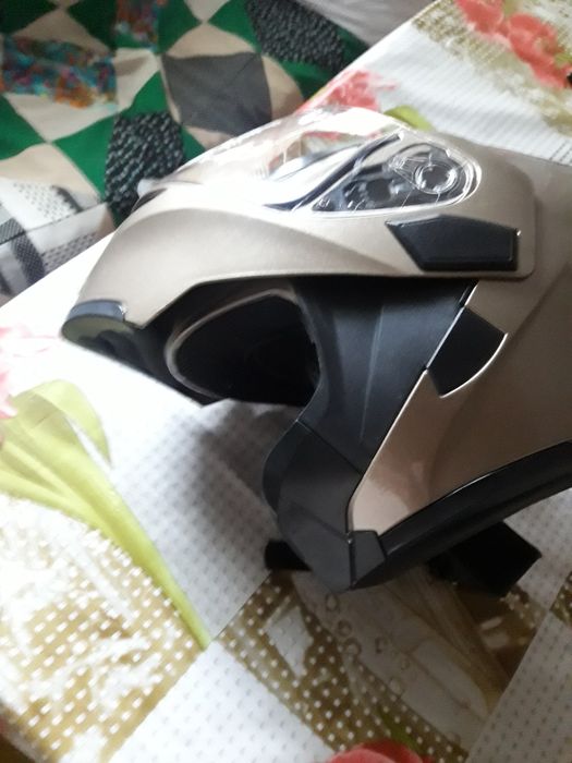 Продам шлем трансформер