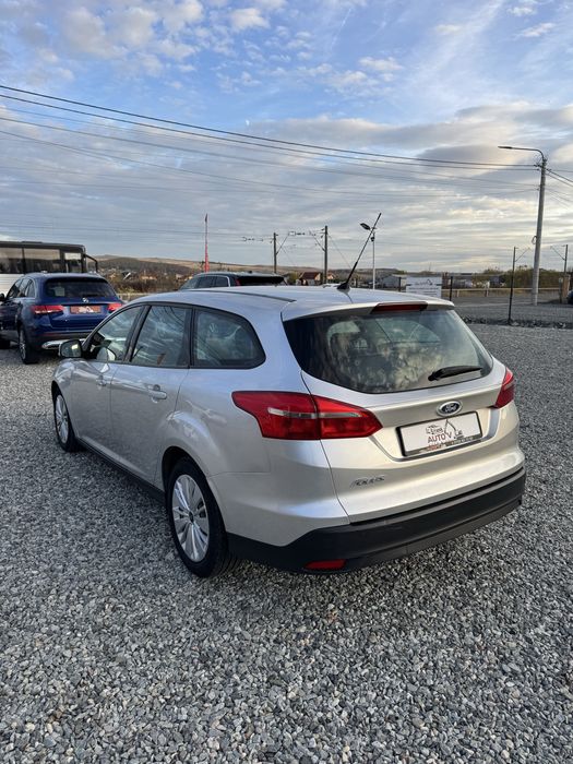 FORD Focus 2015 — imagine 3