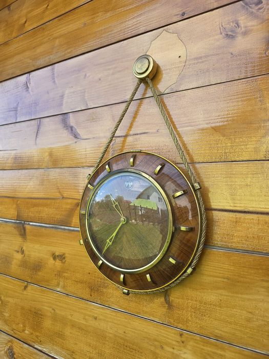 Ceasornic de perete vechi