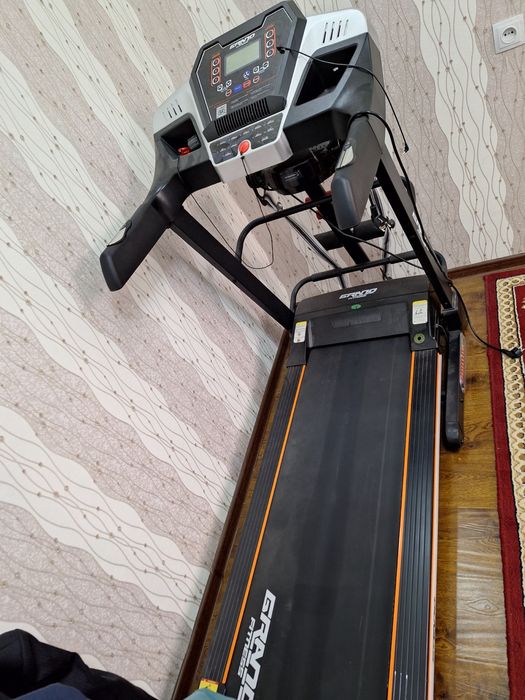 Продается беговая дорожка почти не использованная как новая