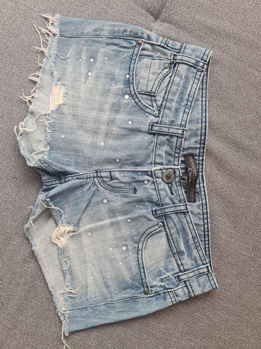 Blugi scurti Bershka 34, xS