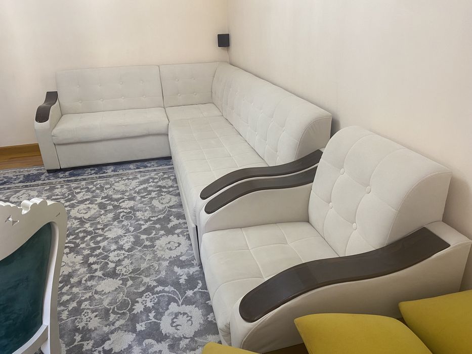 Диван с креслом+ Чехол и журнальный стол подарок!!!