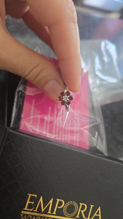 Inel de argint cu granat si topaz alb