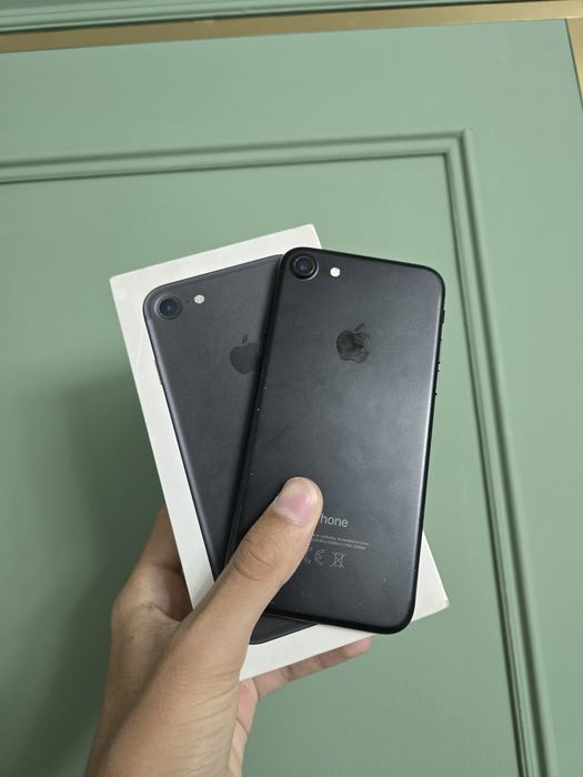 Продам айфон 7 iphone 7