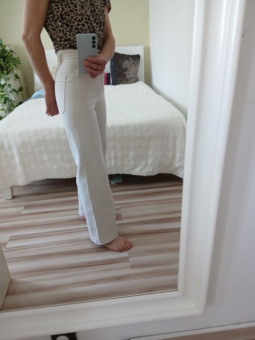 Blugi zara impecabili noi fara eticheta