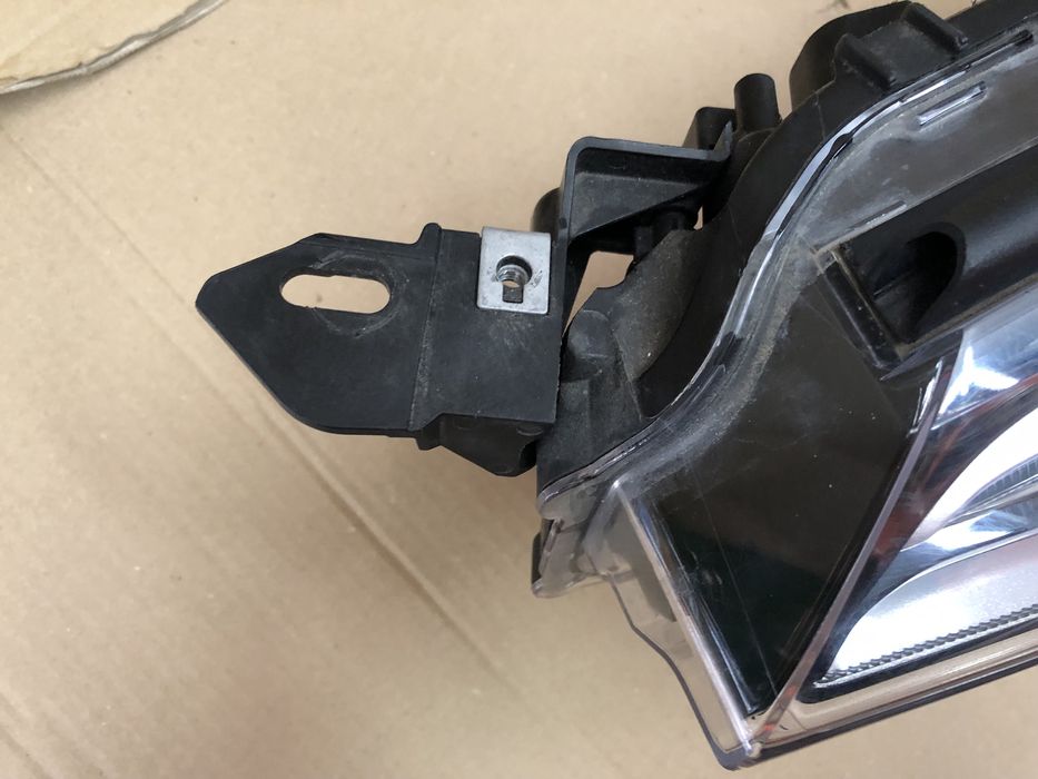 Far stanga Toyota C-HR full led 81150-F4170-00