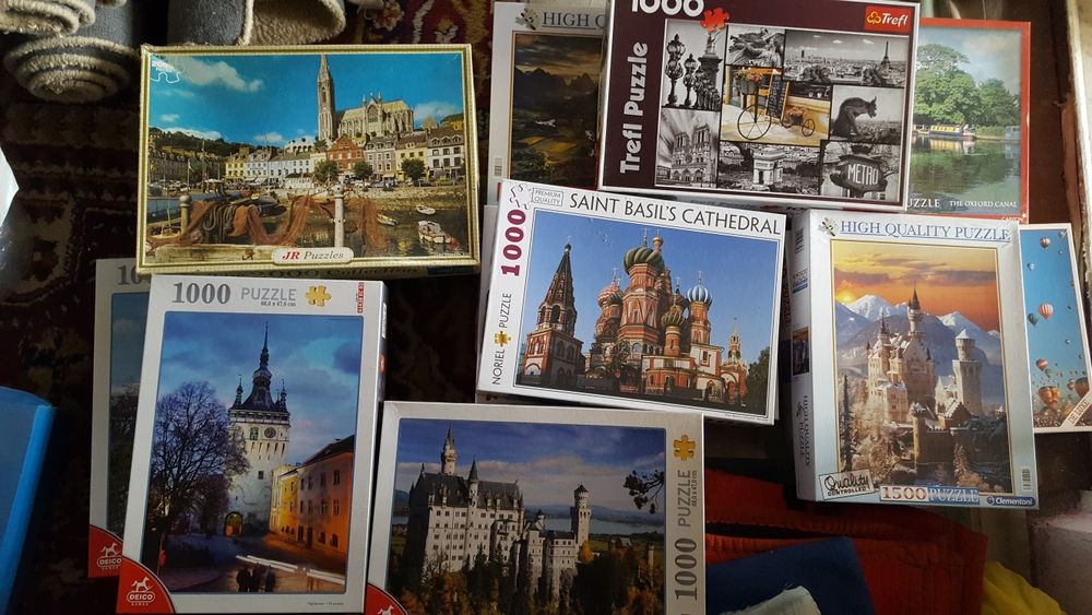 Colectie 36 de puzzle asamblate