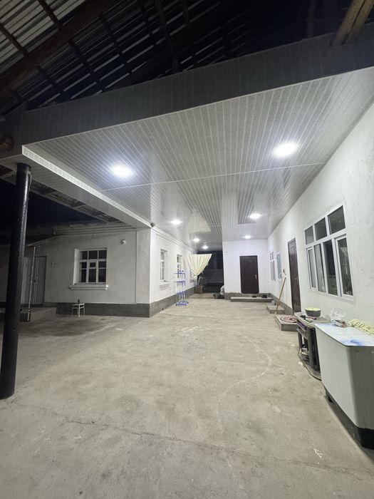 Уй сотилады яанги тошкент ортасидан 8сотик йер + 2 сотик захвати бор