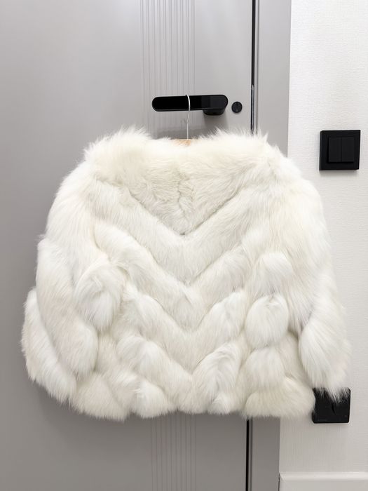 Шуба натуральный песец