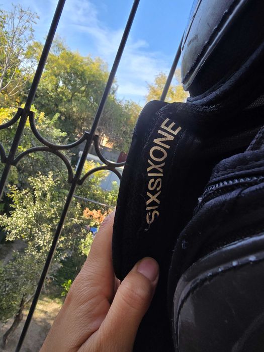 Продается моточерепаха и шлем