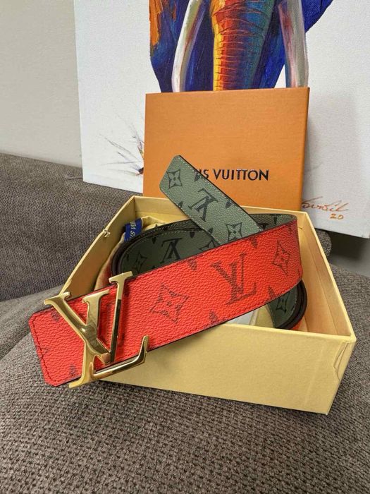 Колани LV от естествена кожа