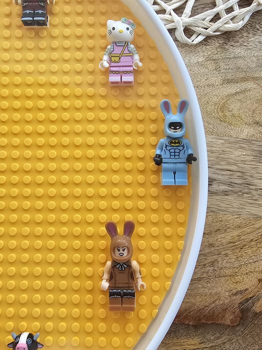 Детски часовник тип Lego с минифигури Ръчна Изработка , часовник за детска стая , стенен часовник