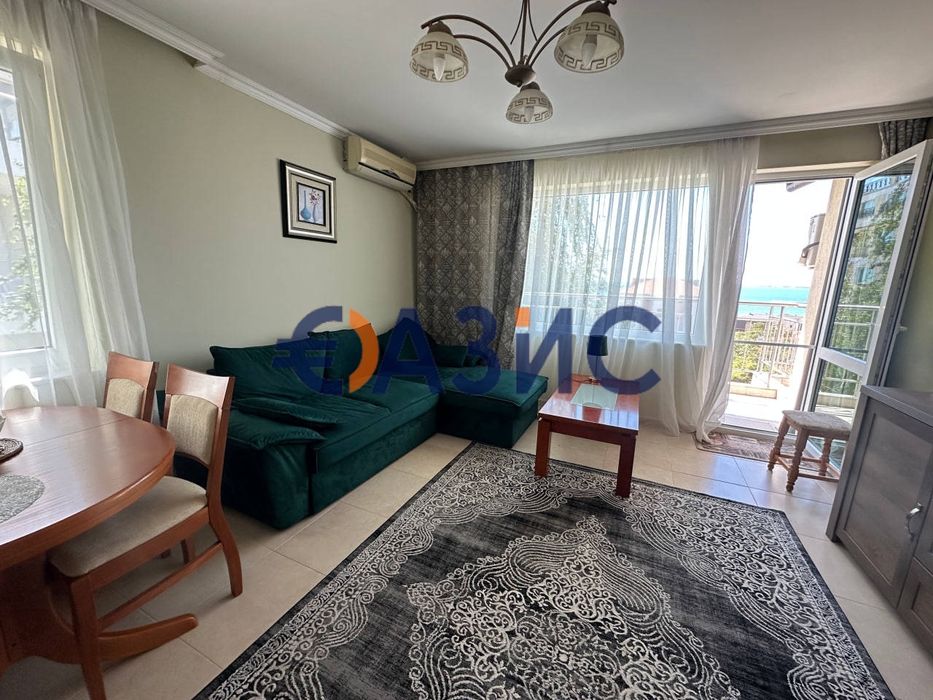 Продава се Двустаен апартамент в Свети Влас - 71 кв.м за 1493 €/кв.м - Снимка #1