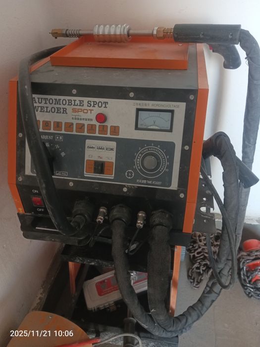 Инструмент почти новый споттер