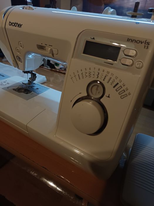 Mașină brother inovis .680 lei