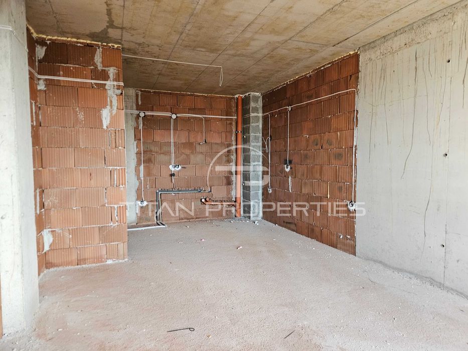 Продава се Двустаен апартамент в Пловдив, Остромила - 73 кв.м за 1208 €/кв.м - Снимка #1