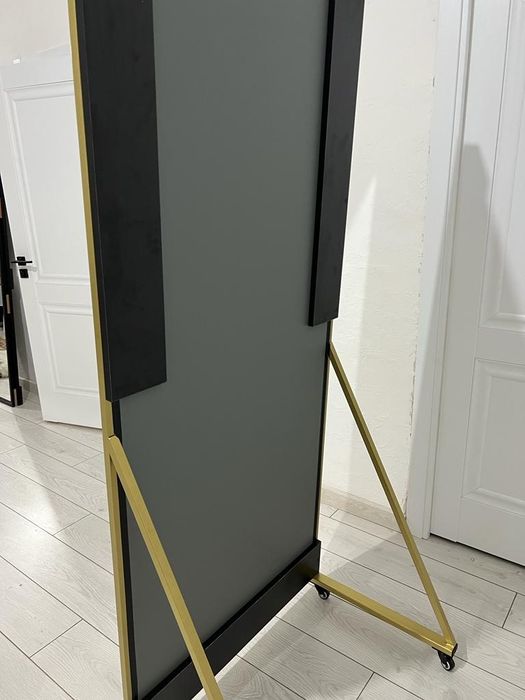 Зеркало пристенное ЕСТЬ В НАЛИЧИИ