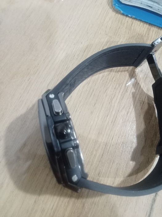 Мужская часы фирма HUBLOT