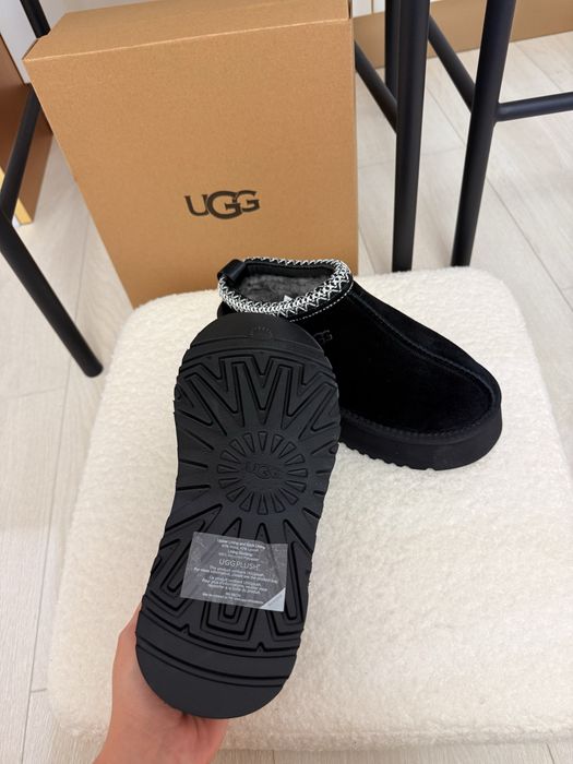 Papuci UGG Tazz