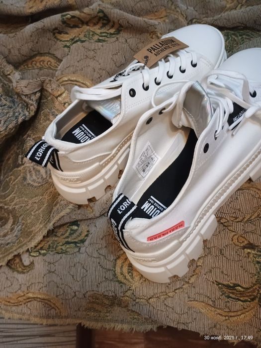 Кеды на высокой подошве