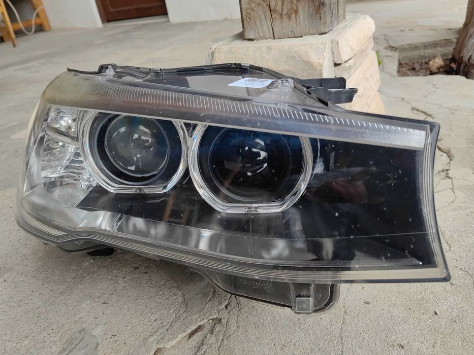 Фар BMW X3 F25 X4 F26 Xenon десен / Фар БМВ Х3 Ф25 Х4 Ф26 / Фар BMW F25 F26 Оригинален