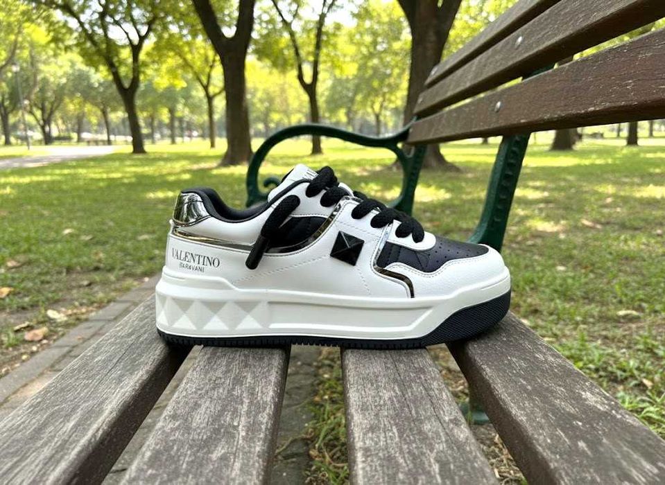 Adidasi Valentino Garavani One Stud - Adidasi Full Box Premium