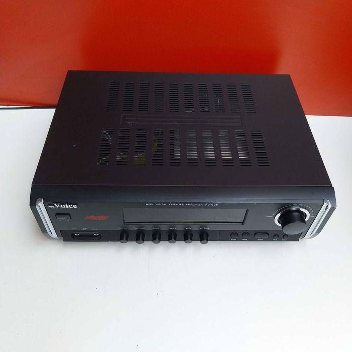 НАЙ ДОБРАТА ОФЕРТА Усилвател / Кариоки McVoice AV-698