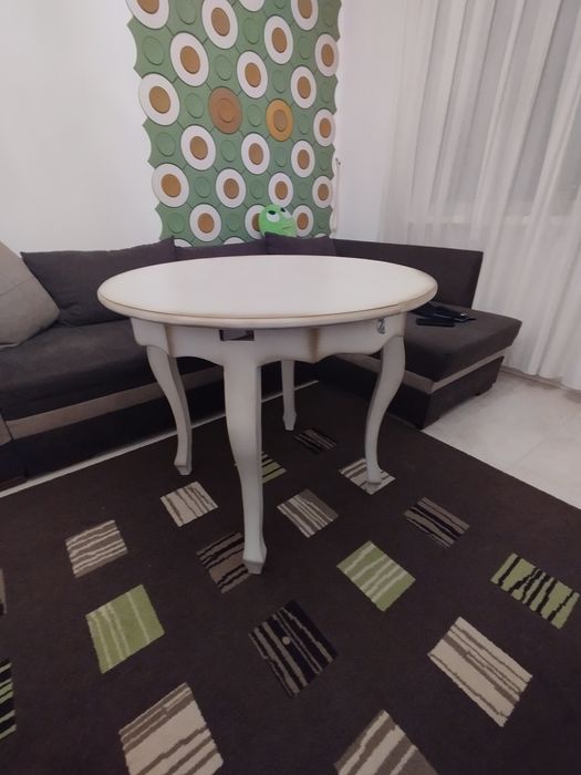 Красива холна маса