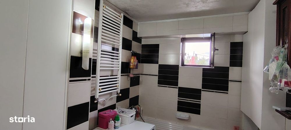 Apartament 3 camere bloc nou cu parcare proprietate