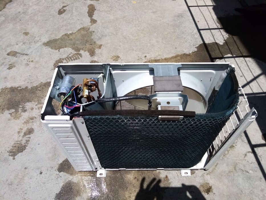 Ремонт  кондиционеров а также установка заправка  качество гарантия .