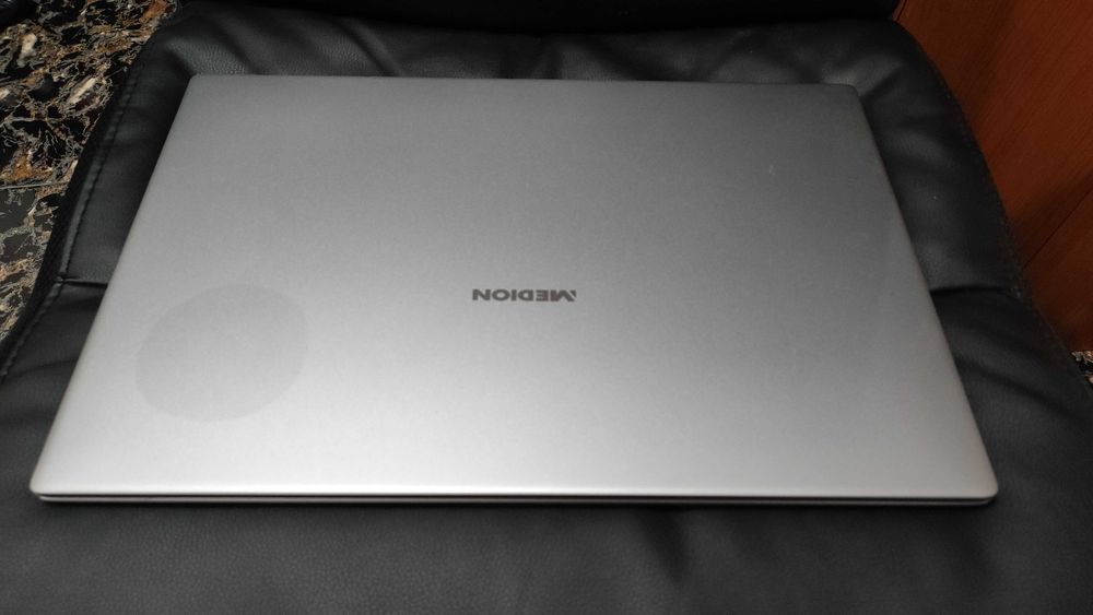 Dezmembrez Medion Akoya S17404 Intel i5-10210U