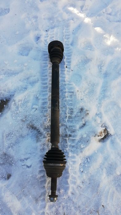 Панель на гольф 3 без трещин