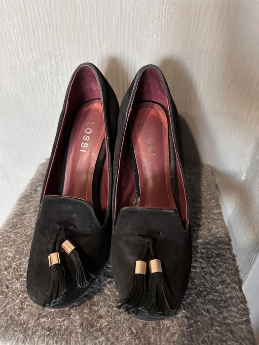 Черные замшевые туфли