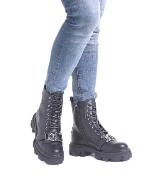 Ботинки демисезон 37 размер б/у