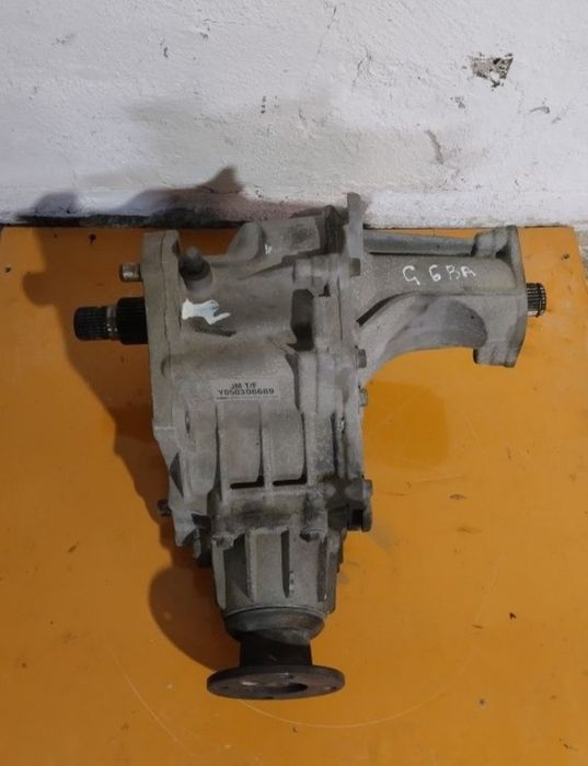 Раздатка Hyundai Tucson  2.7l G6BA