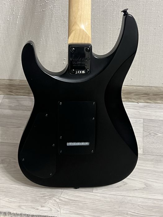 электрогитара jackson js22