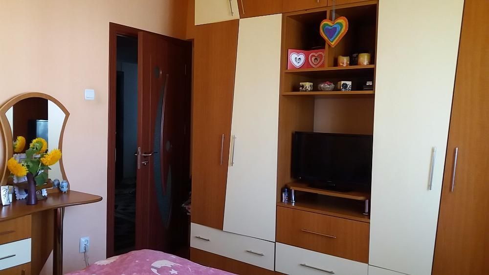 Dormitor complet în stare foarte bună