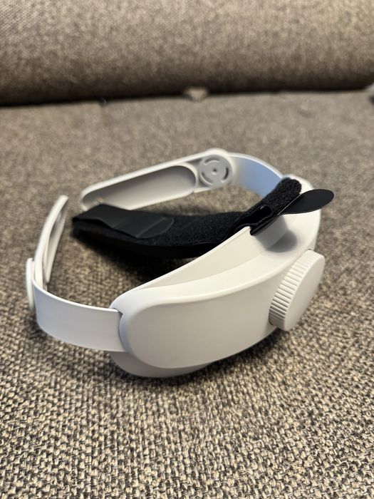 512GB Meta Quest 3 VR Комплект Очила + Допълнителнителна Външна  Батерия и още…