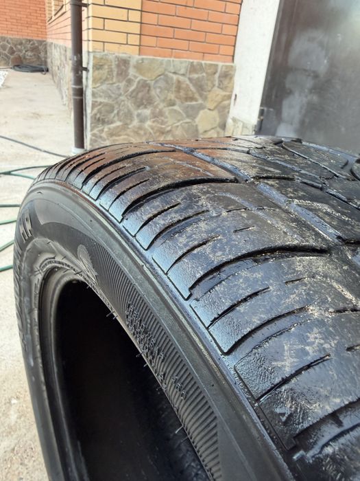 Nexen R20 285/50