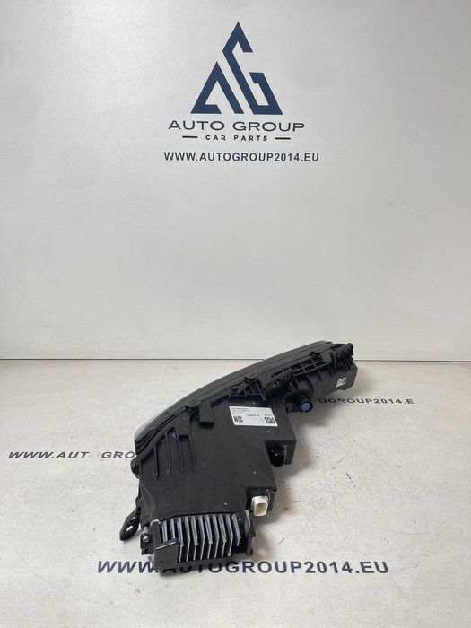 Горен ляв фар за BMW 7er G70