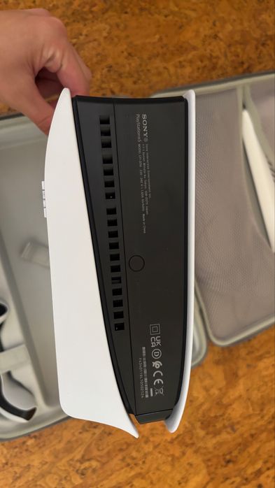 НОВ PlayStation 5 Slim (1TB) 2 джойстика и игри, станция за зареждане